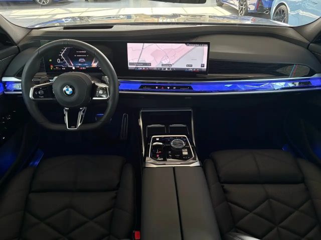 BMW 740