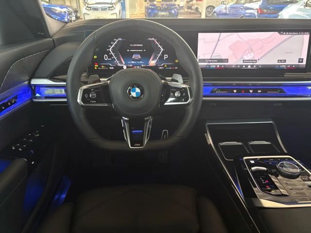 BMW 740