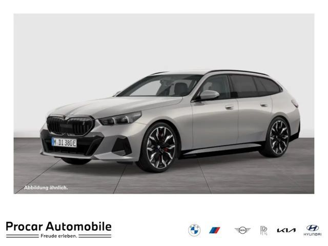 BMW i5 eDrive40 Touring M Sport Pro AHK B&W PA+ LED DAB+ 2025 Elektrisch