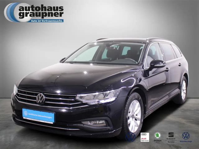 Volkswagen Passat Variant 1.5 TSI DSG Business ACC LED 2021 Benzine