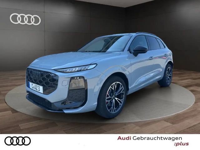 Audi Q3 TFSI 195kW qu. S tr. S LINE+HUD+MATRIX+SONOS 2025 Benzine