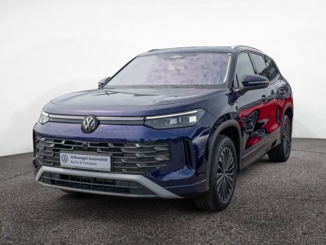 Volkswagen Tayron 1.5 TSI DSG eHybrid Eleg NAVI AHK 2025 Benzine