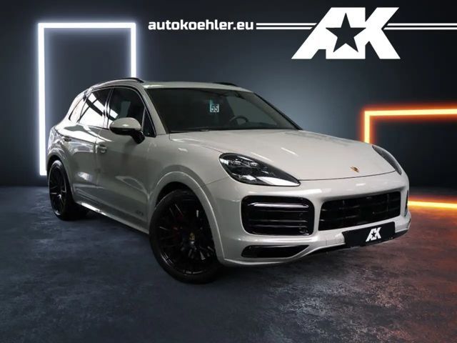 Porsche Cayenne GTS InnoDrive Head-Up Standh. Panorama 2023 Benzine
