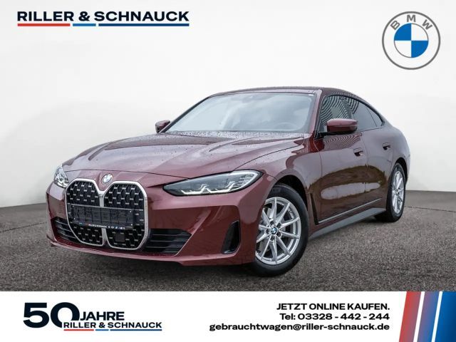 BMW 420 i Gran Coupe NAVI+KAMERA+KEYLESS+KLIMAAUT+ 2023 Benzine