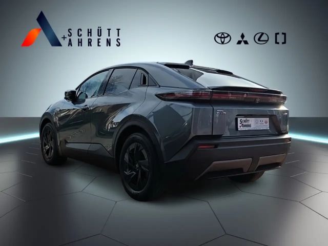 Toyota C-HR+