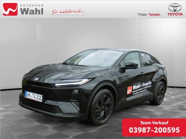 Toyota C-HR+