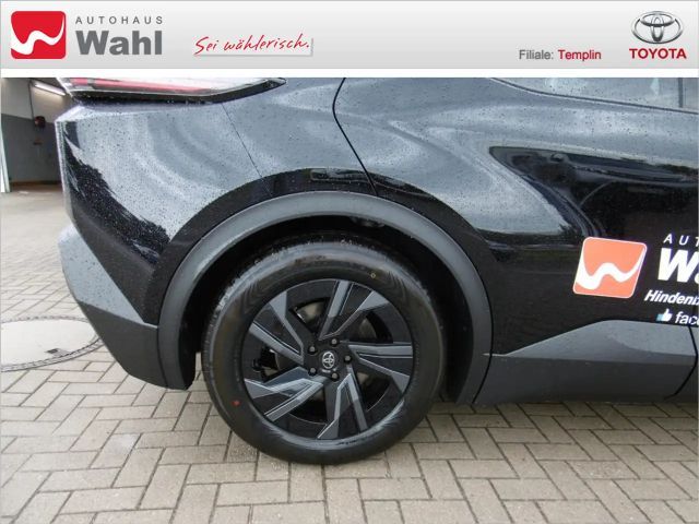 Toyota C-HR+