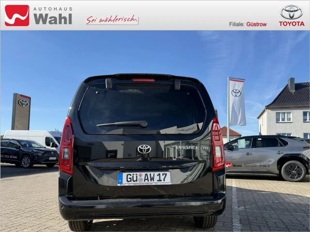 Toyota Proace City