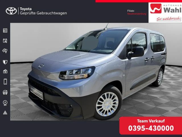 Toyota Proace City