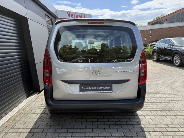 Toyota Proace City
