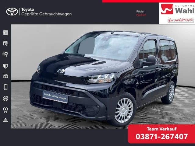 Toyota Proace City