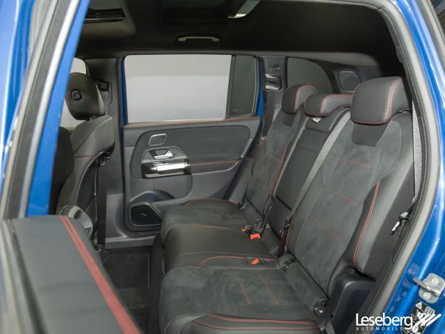 Mercedes-Benz GLB 220