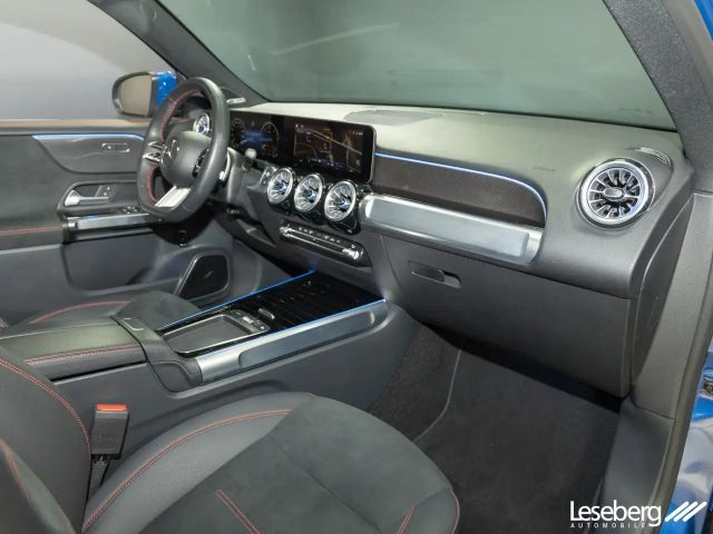 Mercedes-Benz GLB 220