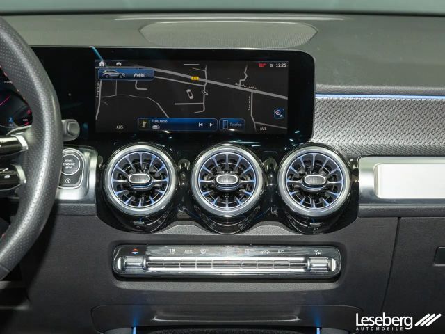 Mercedes-Benz GLB 220