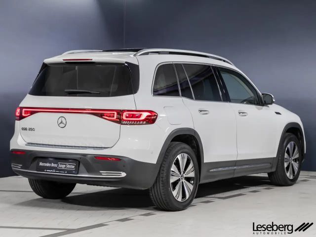 Mercedes-Benz EQB 250