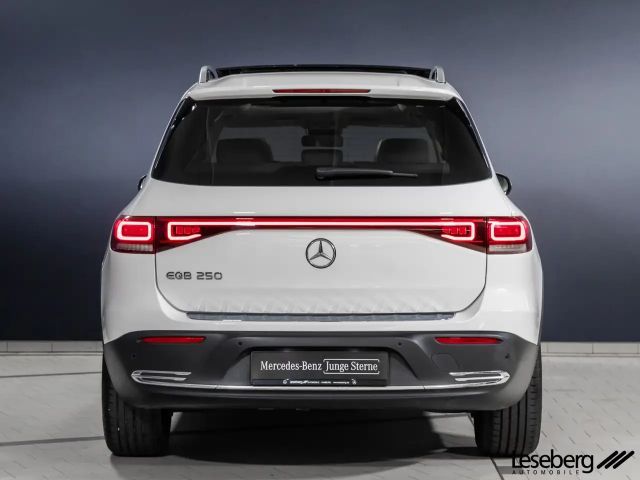 Mercedes-Benz EQB 250
