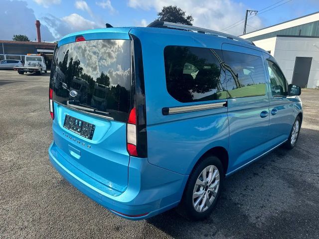 Ford Grand Tourneo