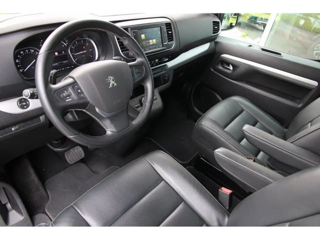 Peugeot Traveller