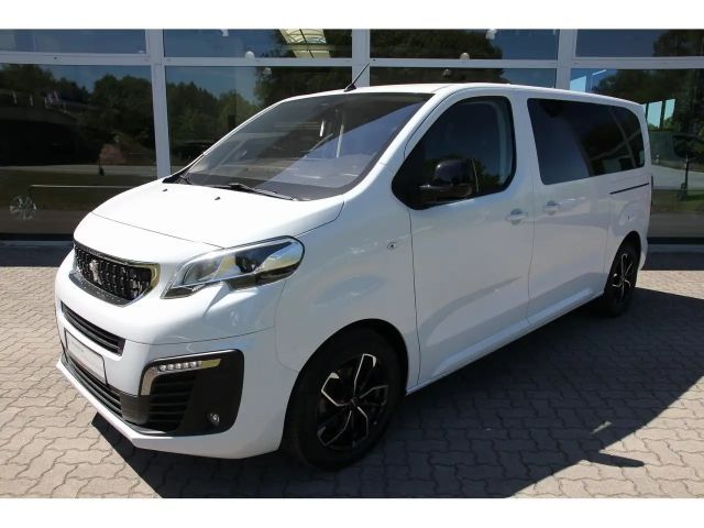 Peugeot Traveller