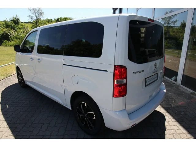 Peugeot Traveller