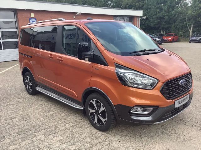 Ford Tourneo Custom