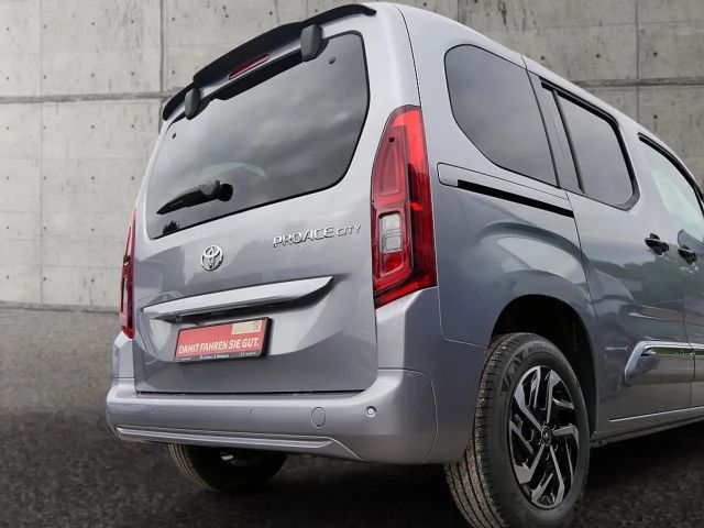 Toyota Proace City