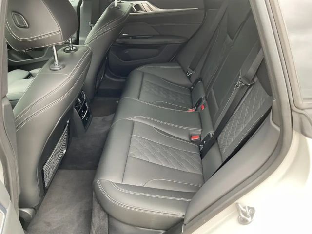 Alpina B4
