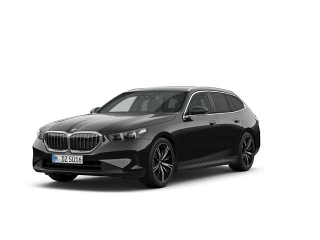 BMW 520 i Touring M Sport AHK 20'' ACC H/K Iconic 2026 Benzine