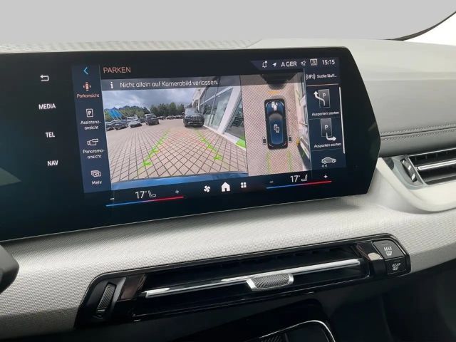 BMW 220