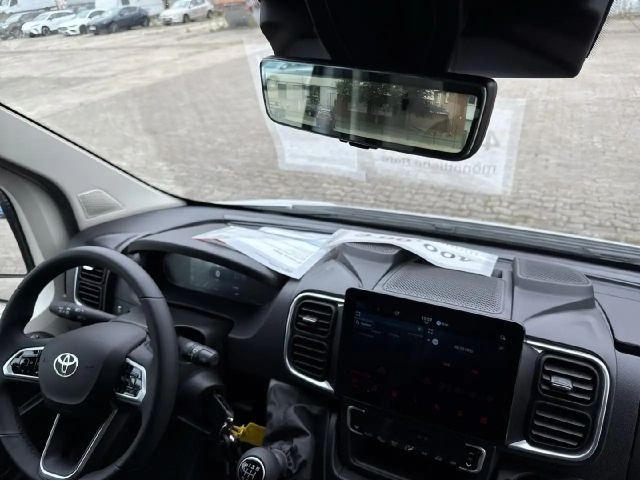 Toyota Proace Max