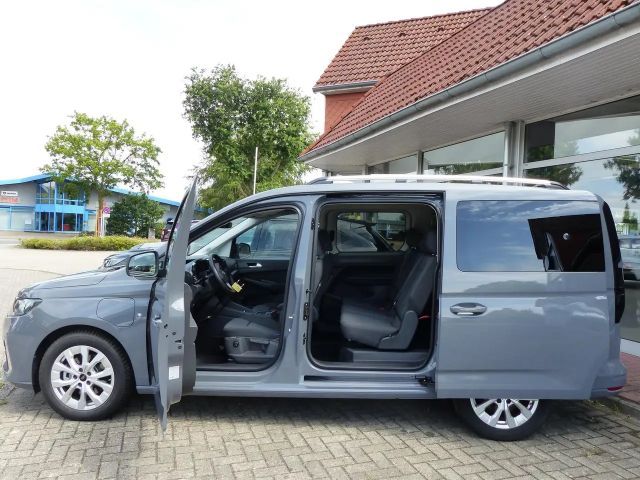 Ford Grand Tourneo