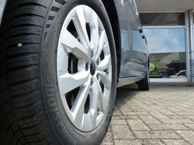 Ford Grand Tourneo