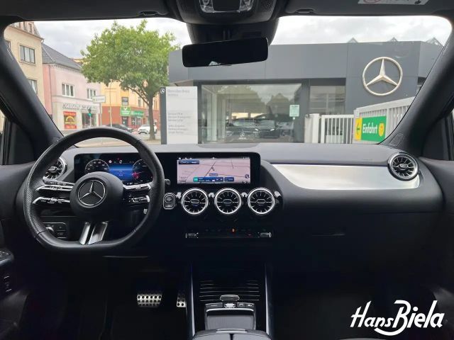 Mercedes-Benz GLA 180