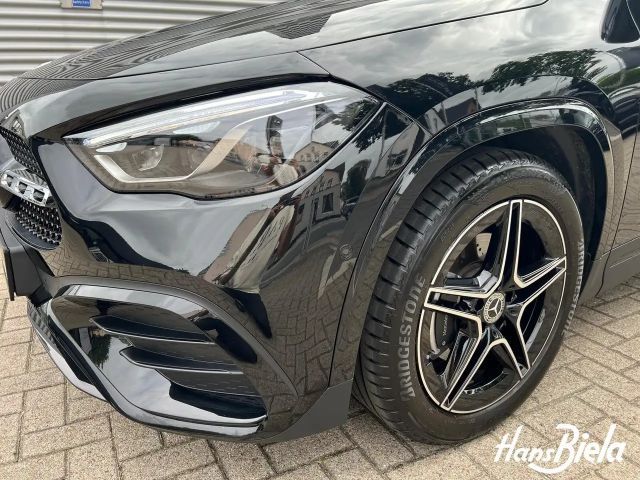 Mercedes-Benz GLA 180