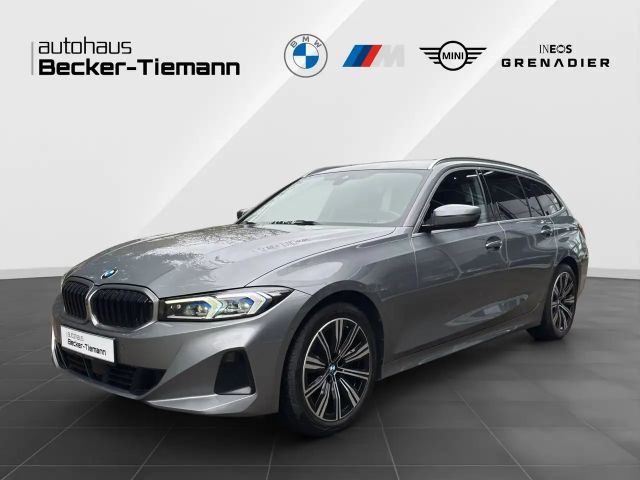 BMW 320 i Touring LED | Elektr.Sitz | Standheiz. | AHK | K 2023 Benzine