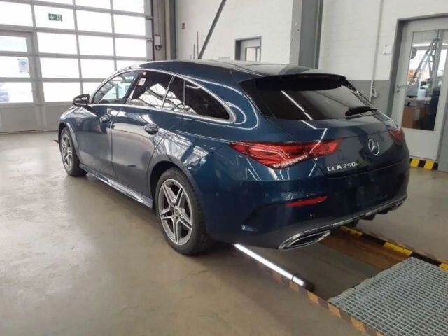Mercedes-Benz CLA 250