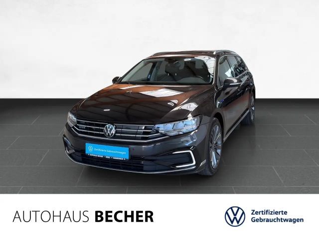 Volkswagen Passat Variant GTE 1.4 eHybrid DSG /AHK/Navi/LED 2022 Hybride / Benzine