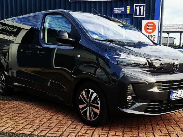 Peugeot Traveller