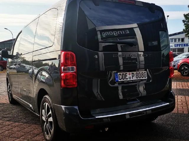 Peugeot Traveller
