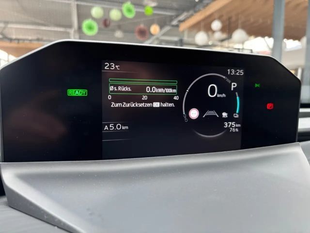 Toyota C-HR+