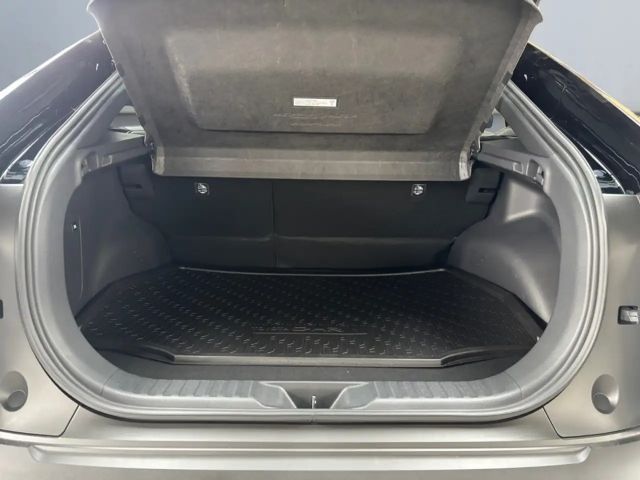 Toyota C-HR+