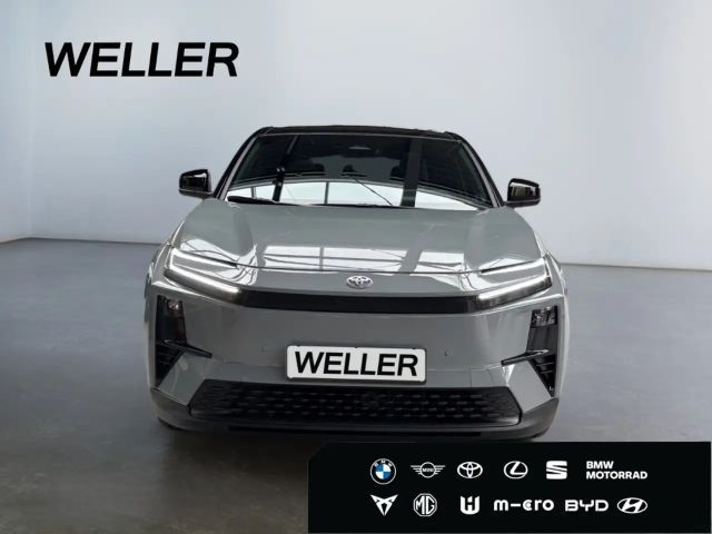 Toyota C-HR+