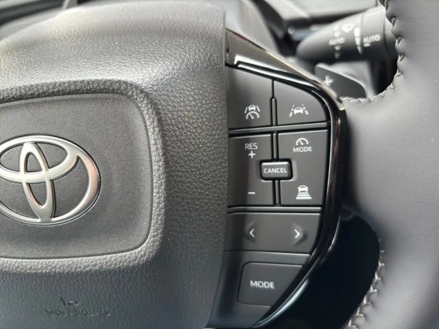 Toyota C-HR+