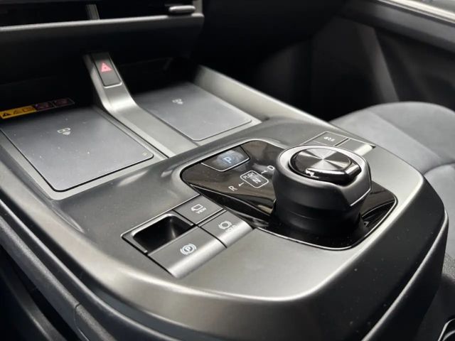 Toyota C-HR+