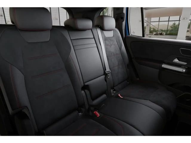 Mercedes-Benz GLB 220
