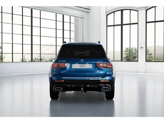 Mercedes-Benz GLB 220