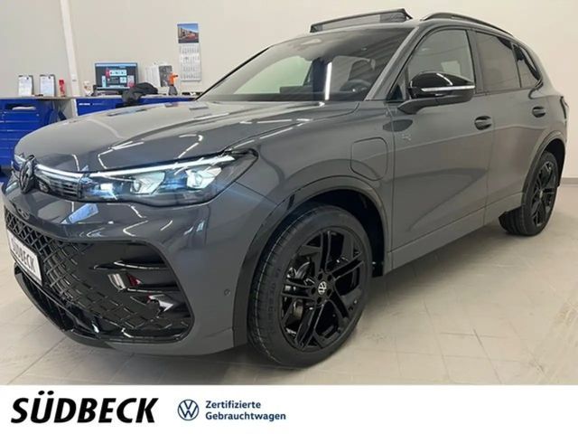 Volkswagen Tiguan 1.5 TSI eHybrid R-Line AHK+AREA-VIEW+NAVI+MATRI... 2024 Hybride / Benzine