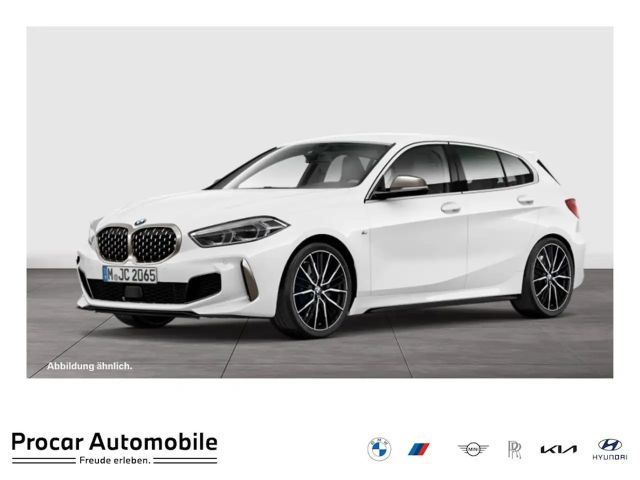 BMW 135 M135i xDrive A M Sport NAVI LED Sound Syst. DAB 2023 Benzine