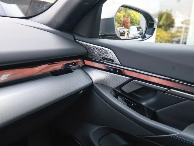 BMW 550