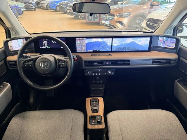 Honda e